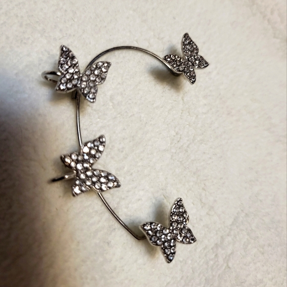***Silver Plated Butterfly Ear Cuff Climber - Picture 2 of 4